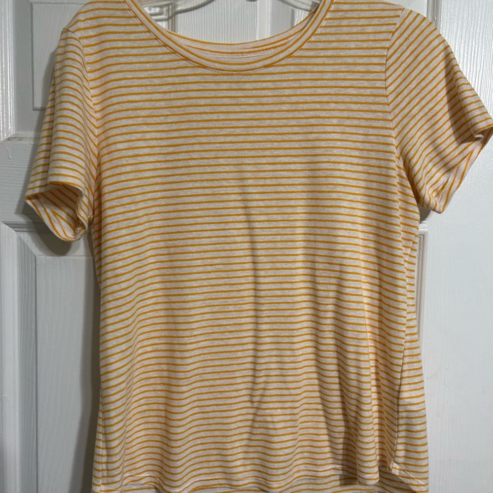 Old Navy striped yellow and white shirt size medium